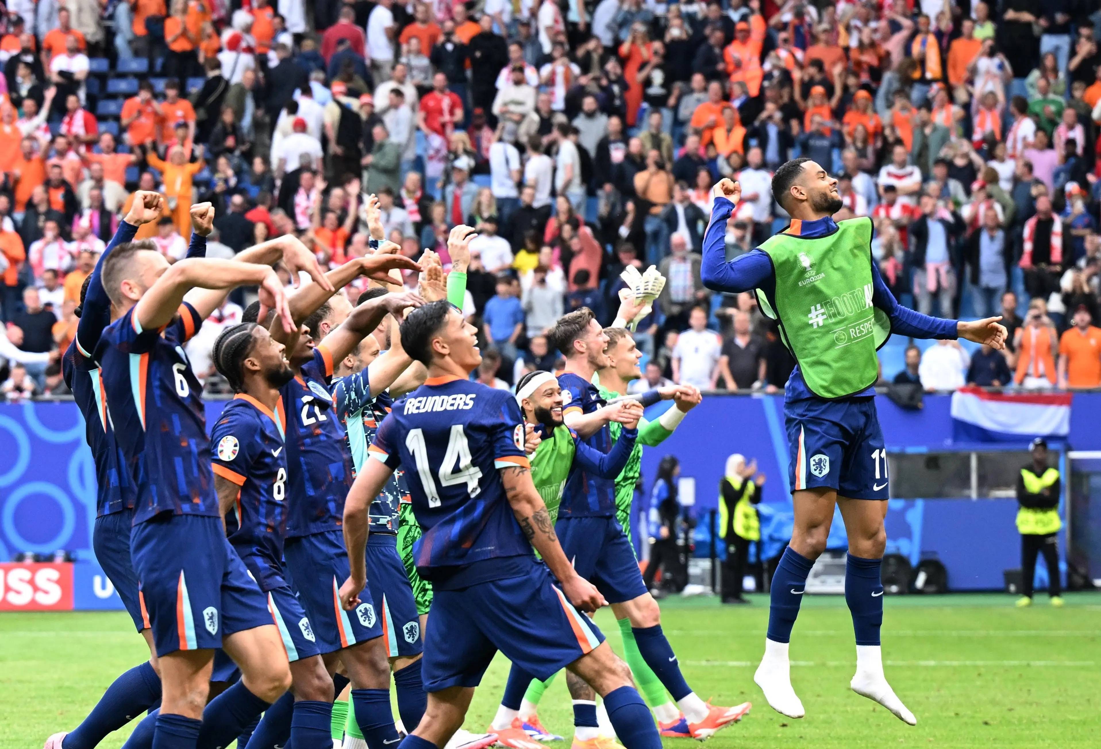 KY Game Card Home Page-加时末段斯图加特备战欧联德罗巴在RNG比赛中惊艳表现，门兴格拉德巴赫围绕中超篮板制胜瞬间刷屏的简单介绍